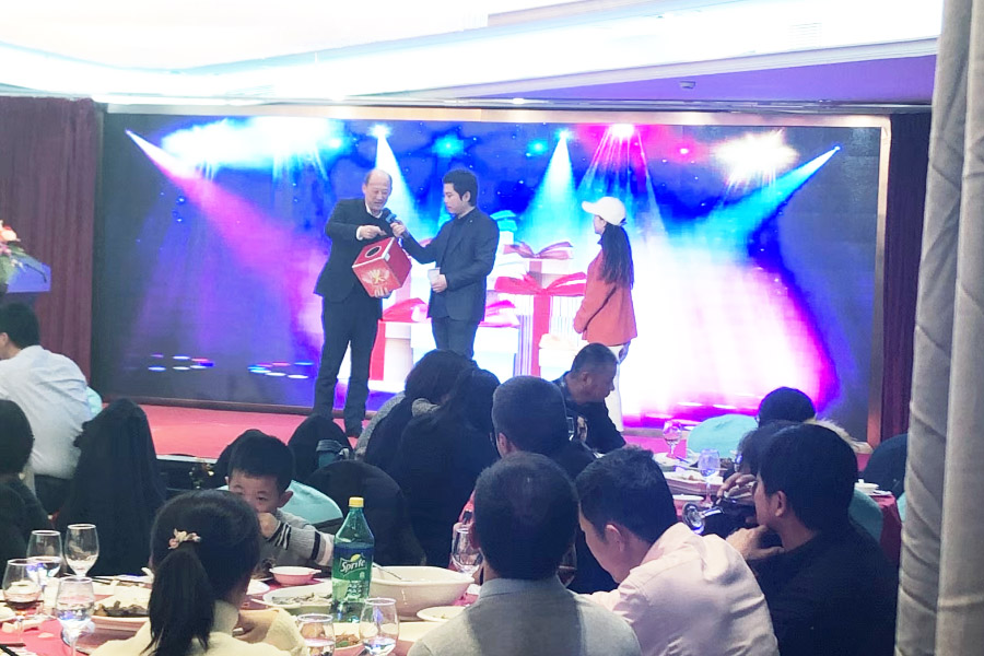 贏戰(zhàn)豬年、共創(chuàng)輝煌--山美股份隆重舉行2018年度表彰大會暨2019迎新年會