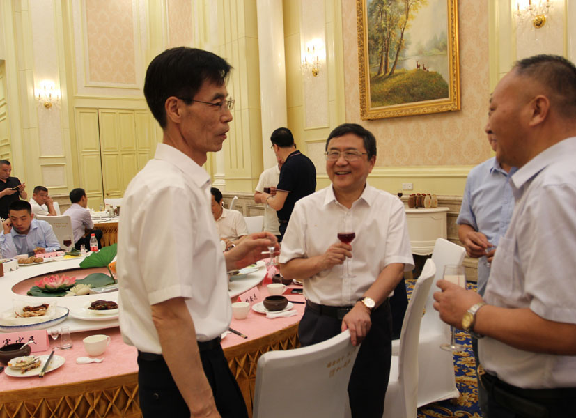楊安民從業(yè)卅五周年系列報(bào)道--“璀璨卅五年，榮耀共分享”紀(jì)念晚宴