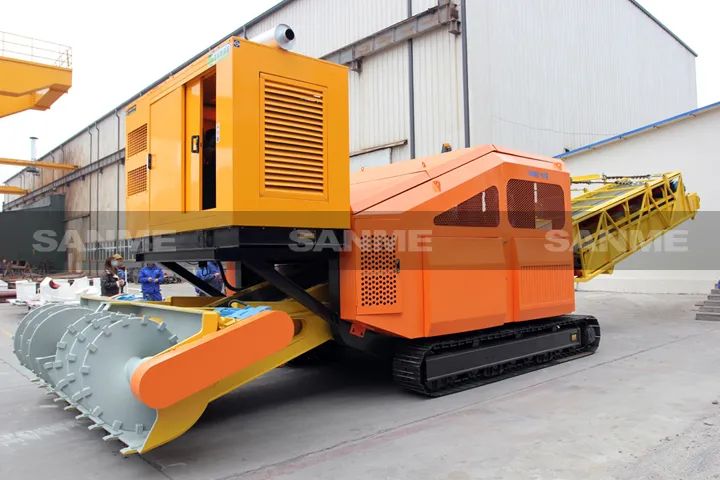 顛覆傳統(tǒng)裝車方式，山美履帶式取料機(jī)助您實(shí)現(xiàn)降本增效、節(jié)能減排！